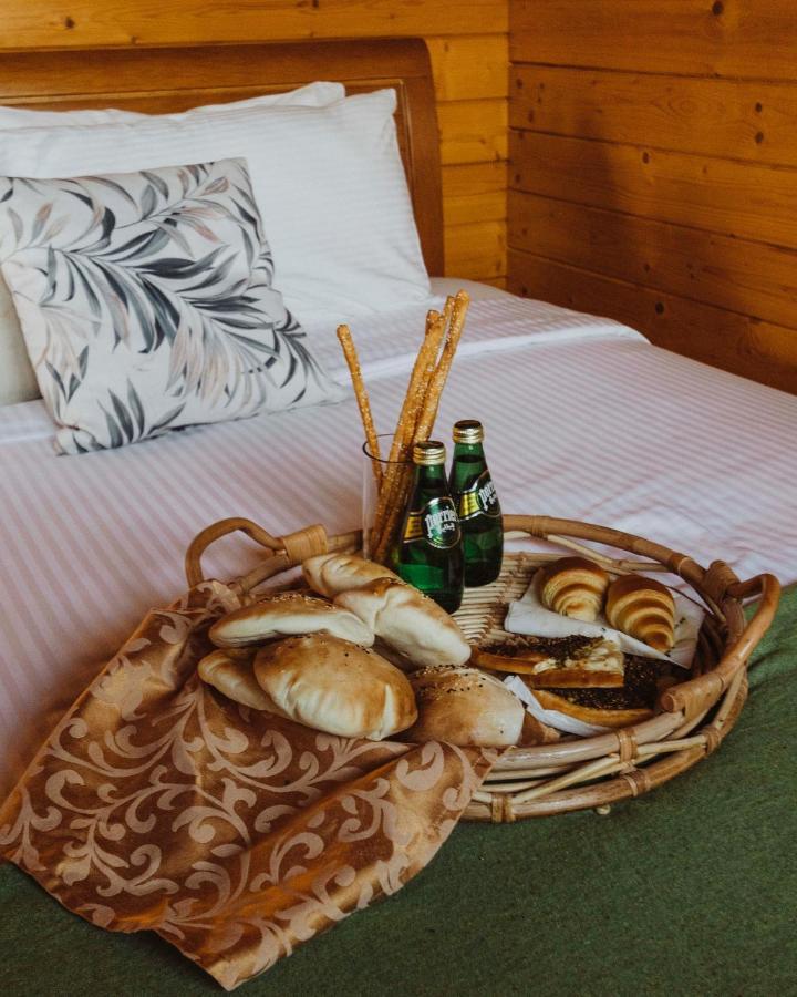 Mountain Breeze Lodge & Resort Al Szalt Kültér fotó